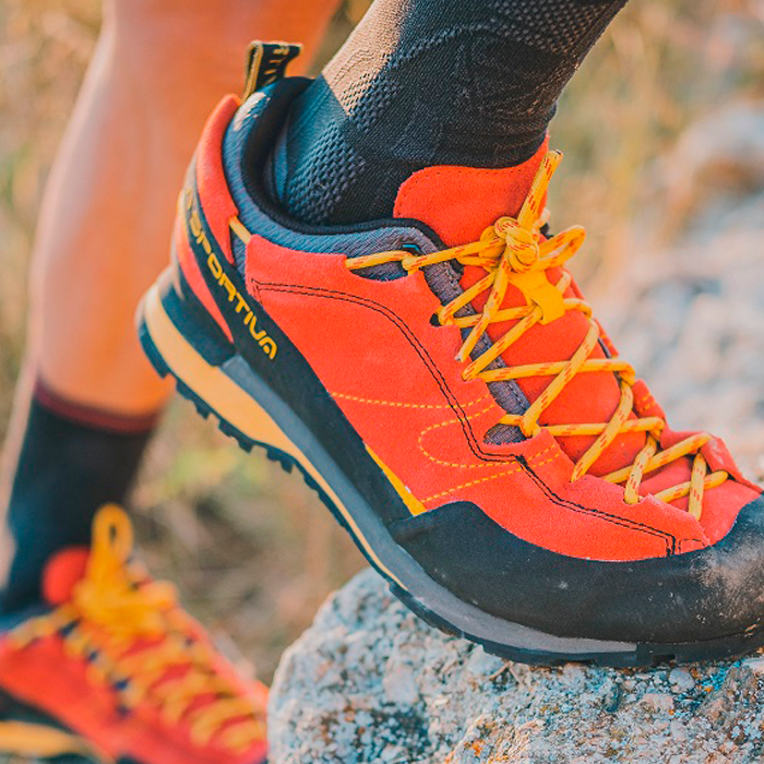 Cómo Elegir el Zapato Perfecto para Trekking: Guía de Expertos en Montañismo